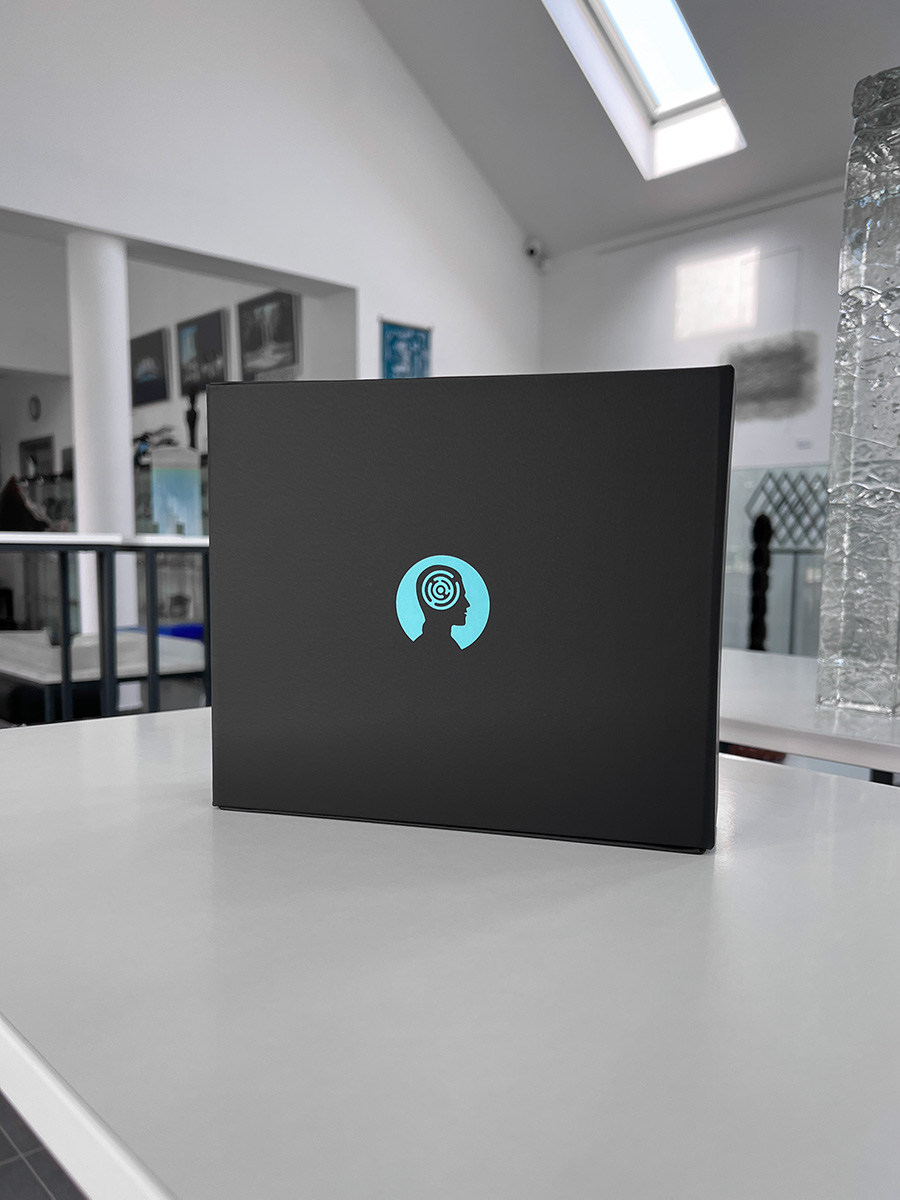 épített díszdoboz